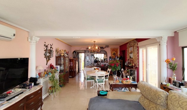 Brukt - Villa -
Ciudad Quesada - Costa Blanca
