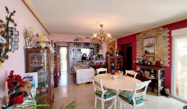 Brukt - Villa -
Ciudad Quesada - Costa Blanca