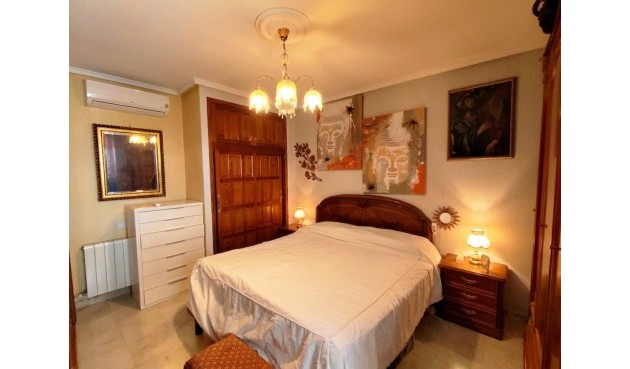 Brukt - Villa -
Ciudad Quesada - Costa Blanca