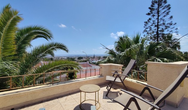 Brukt - Villa -
Ciudad Quesada - Costa Blanca