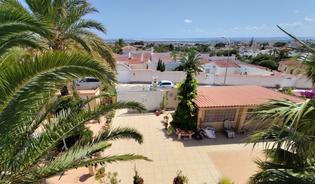 Brukt - Villa -
Ciudad Quesada - Costa Blanca
