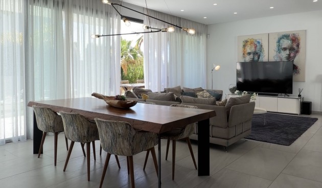 Brukt - Villa -
Finestrat - Costa Blanca