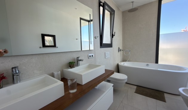 Brukt - Villa -
Finestrat - Costa Blanca