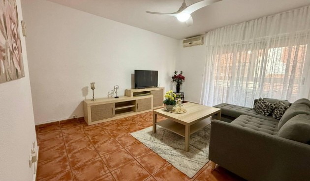 Resale - Apartment -
Torrevieja - Playa del Cura
