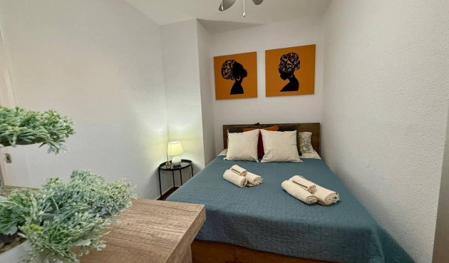 Resale - Apartment -
Torrevieja - Playa del Cura