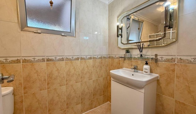 Resale - Apartment -
Torrevieja - Playa del Cura