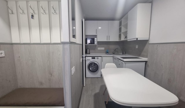 Brukt - Apartment -
Torrevieja - Centro