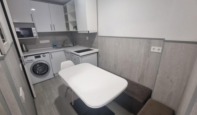 Brukt - Apartment -
Torrevieja - Centro