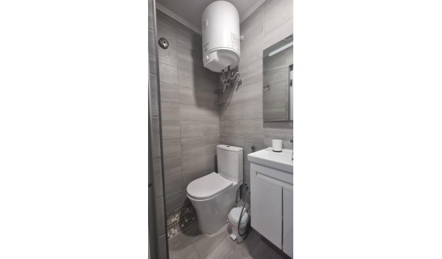 Brukt - Apartment -
Torrevieja - Centro