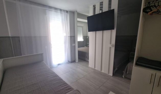 Brukt - Apartment -
Torrevieja - Centro