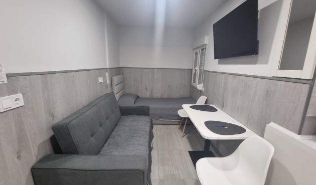 Brukt - Apartment -
Torrevieja - Centro