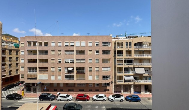Brukt - Apartment -
Torrevieja - Playa del Cura