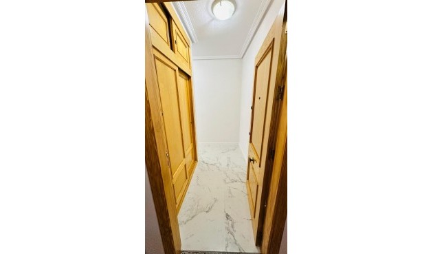 Brukt - Apartment -
Torrevieja - Acequion