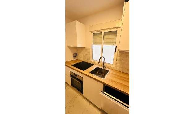 Brukt - Apartment -
Torrevieja - Acequion