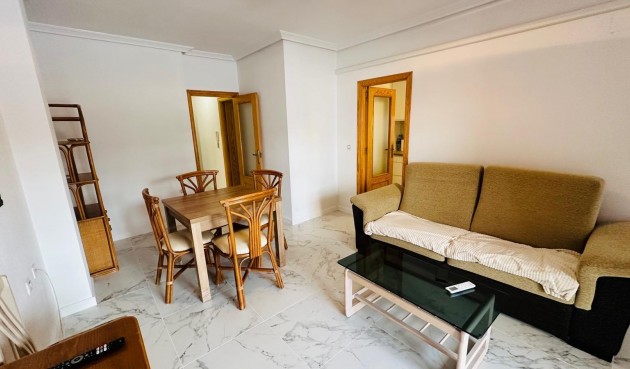 Brukt - Apartment -
Torrevieja - Acequion