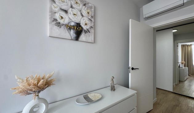 Brukt - Apartment -
Torrevieja - Playa del Cura