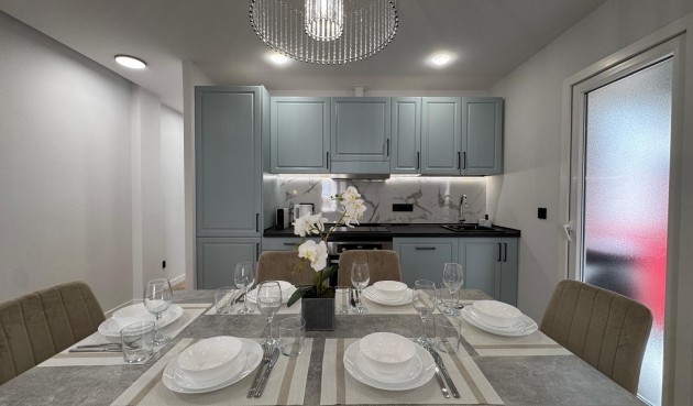 Brukt - Apartment -
Torrevieja - Playa del Cura