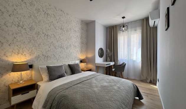 Brukt - Apartment -
Torrevieja - Playa del Cura