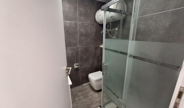 Brukt - Apartment -
Torrevieja - Torretas