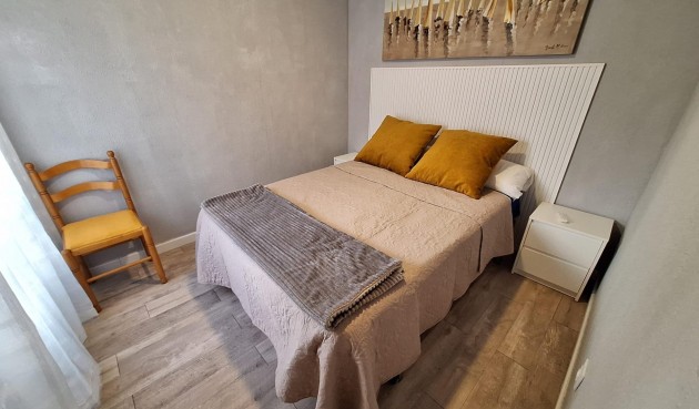 Brukt - Apartment -
Torrevieja - Centro