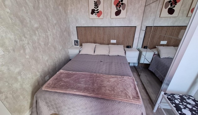 Brukt - Apartment -
Torrevieja - Centro