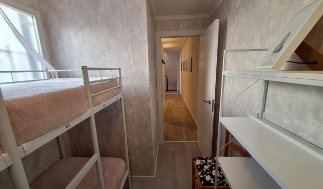 Brukt - Apartment -
Torrevieja - Centro