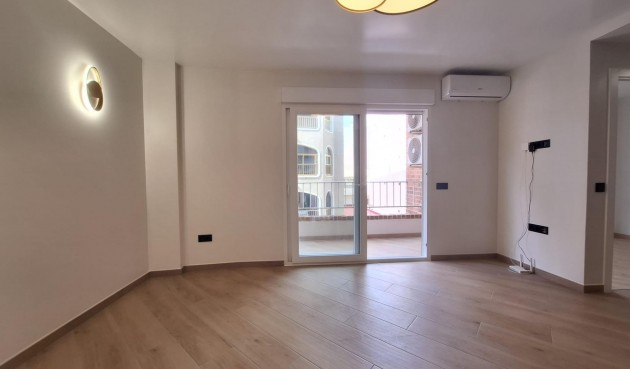 Brukt - Apartment -
Torrevieja - Playa de los Locos