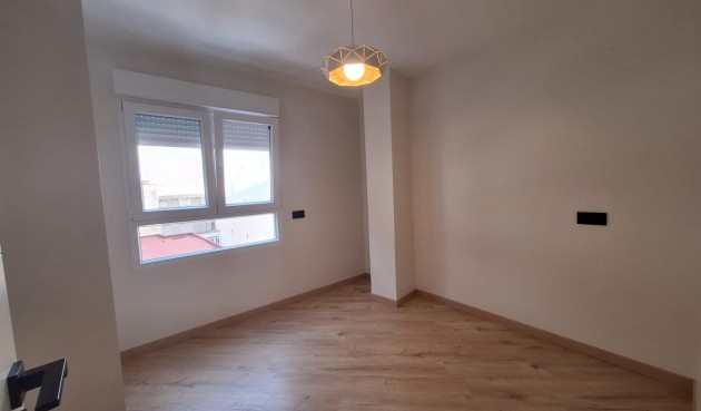 Brukt - Apartment -
Torrevieja - Playa de los Locos