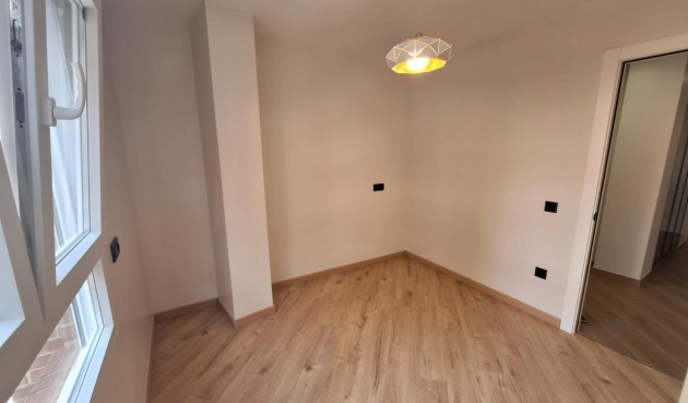 Brukt - Apartment -
Torrevieja - Playa de los Locos