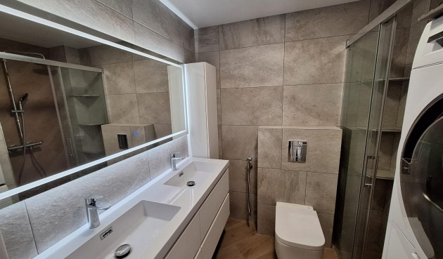 Brukt - Apartment -
Torrevieja - Playa de los Locos