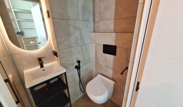 Brukt - Apartment -
Torrevieja - Playa de los Locos