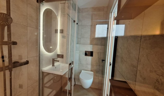 Brukt - Apartment -
Torrevieja - Playa de los Locos