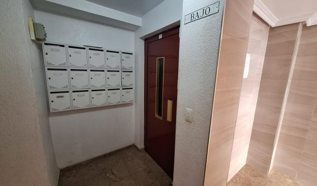 Brukt - Apartment -
Torrevieja - Playa de los Locos