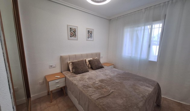 Brukt - Bungalow -
Torrevieja - Sector 25