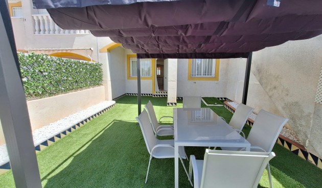 Brukt - Bungalow -
Torrevieja - Sector 25