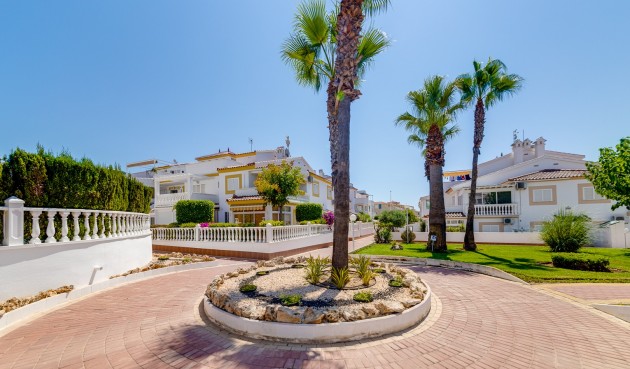 Återförsäljning - Apartment -
Orihuela Costa - Costa Blanca