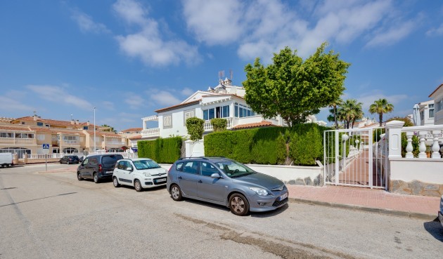 Återförsäljning - Apartment -
Orihuela Costa - Costa Blanca