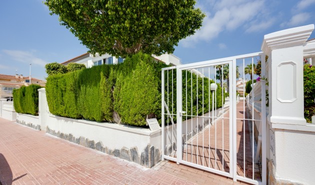 Återförsäljning - Apartment -
Orihuela Costa - Costa Blanca