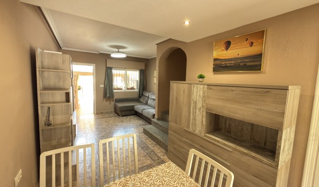 Brukt - Town House -
La Zenia - Costa Blanca