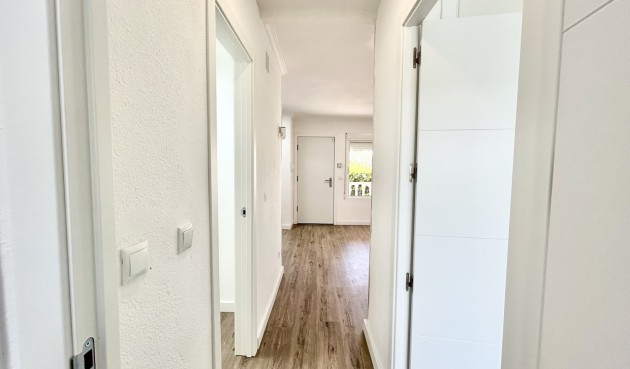 Brukt - Apartment -
Villamartin - Costa Blanca