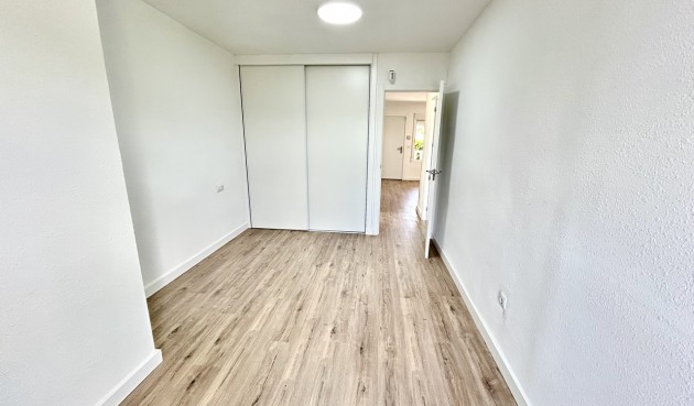 Brukt - Apartment -
Villamartin - Costa Blanca
