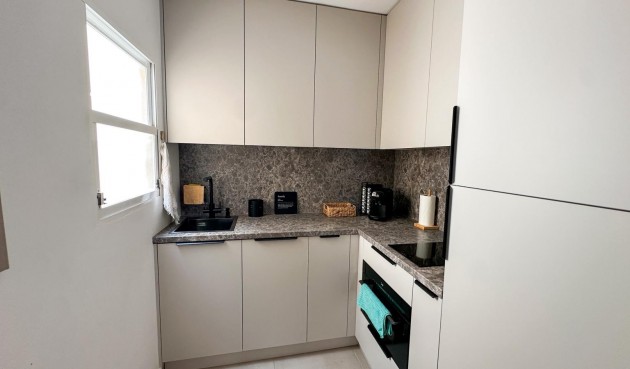 Återförsäljning - Apartment -
Orihuela Costa - Costa Blanca