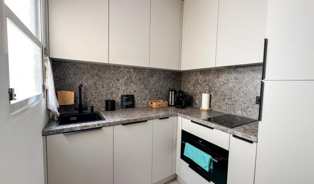 Återförsäljning - Apartment -
Orihuela Costa - Costa Blanca