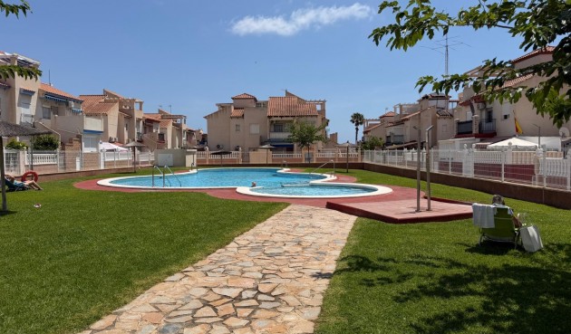 Återförsäljning - Apartment -
Orihuela Costa - Costa Blanca
