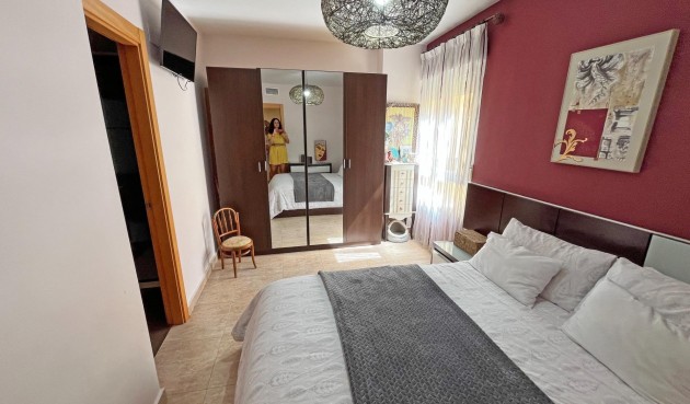 Brukt - Apartment -
Novelda - Barrio San Roque