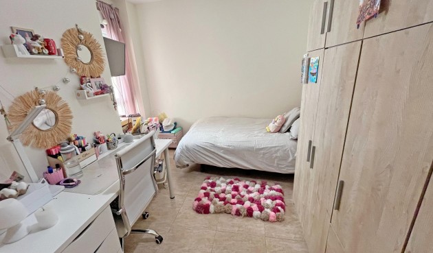 Brukt - Apartment -
Novelda - Barrio San Roque