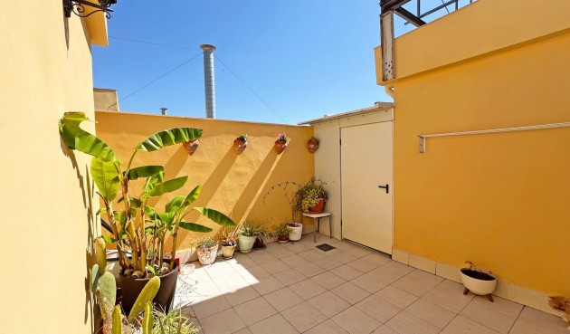 Brukt - Apartment -
Novelda - Barrio San Roque