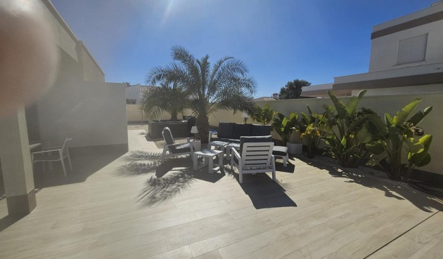 Brukt - Villa -
Torrevieja - La Siesta - El Salado - Torreta