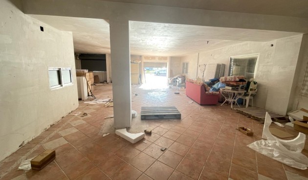Resale - Villa -
Torrevieja - La Siesta - El Salado - Torreta