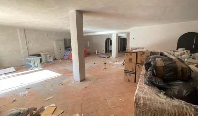 Resale - Villa -
Torrevieja - La Siesta - El Salado - Torreta